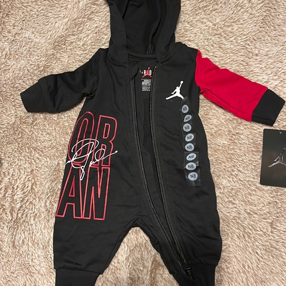 Newborn Jordan onesie unisex - Picture 1 of 1